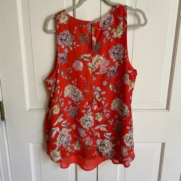 Label Flower Tunic - Picture 2 of 5